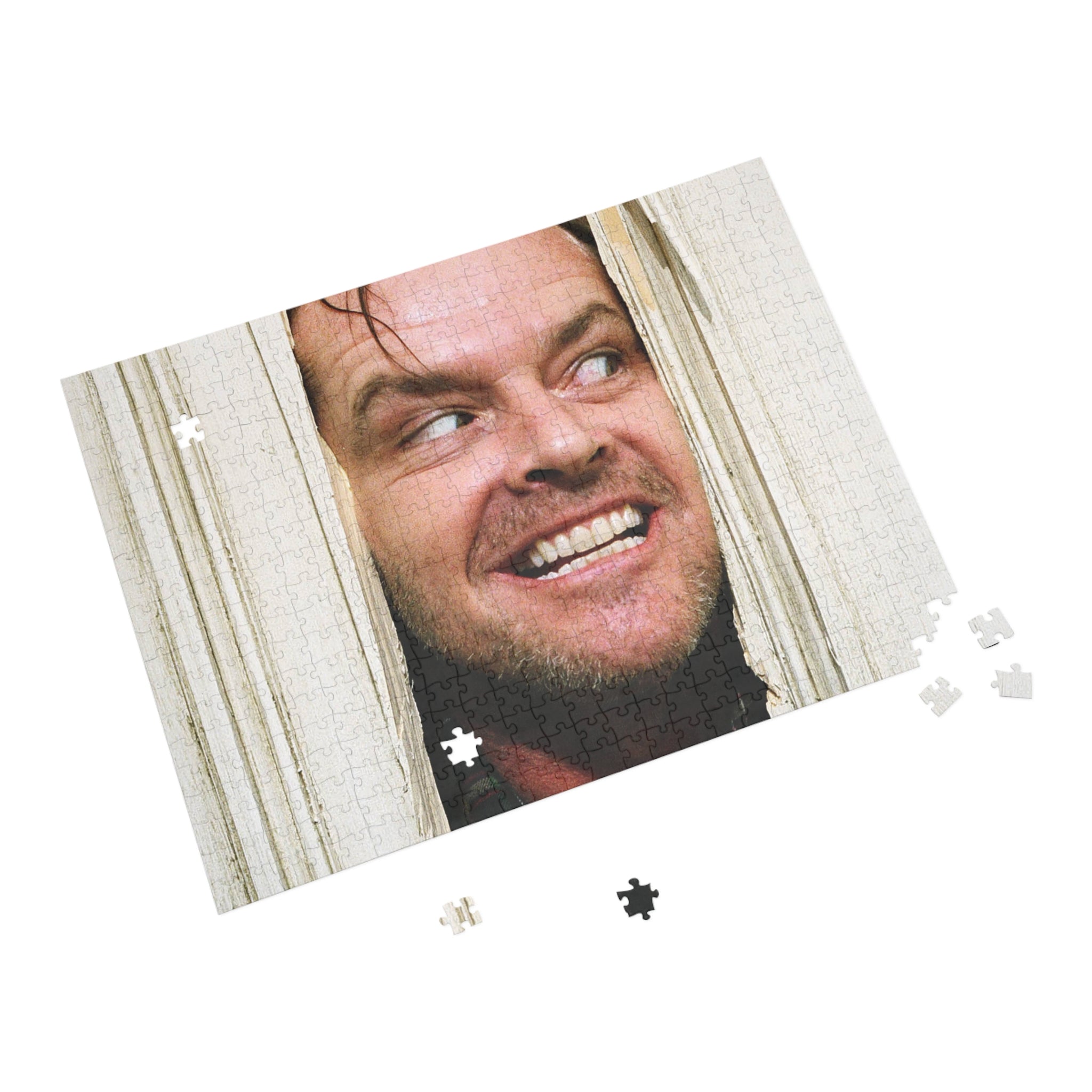Shining | La Scena Iconica del Capolavoro di Stanley Kubrick